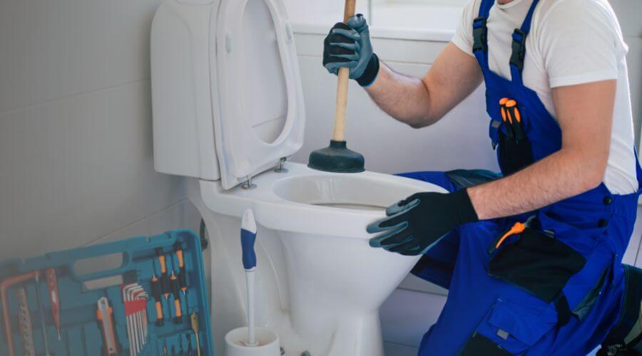 Local expert plumbing services in Kirbyville, TX